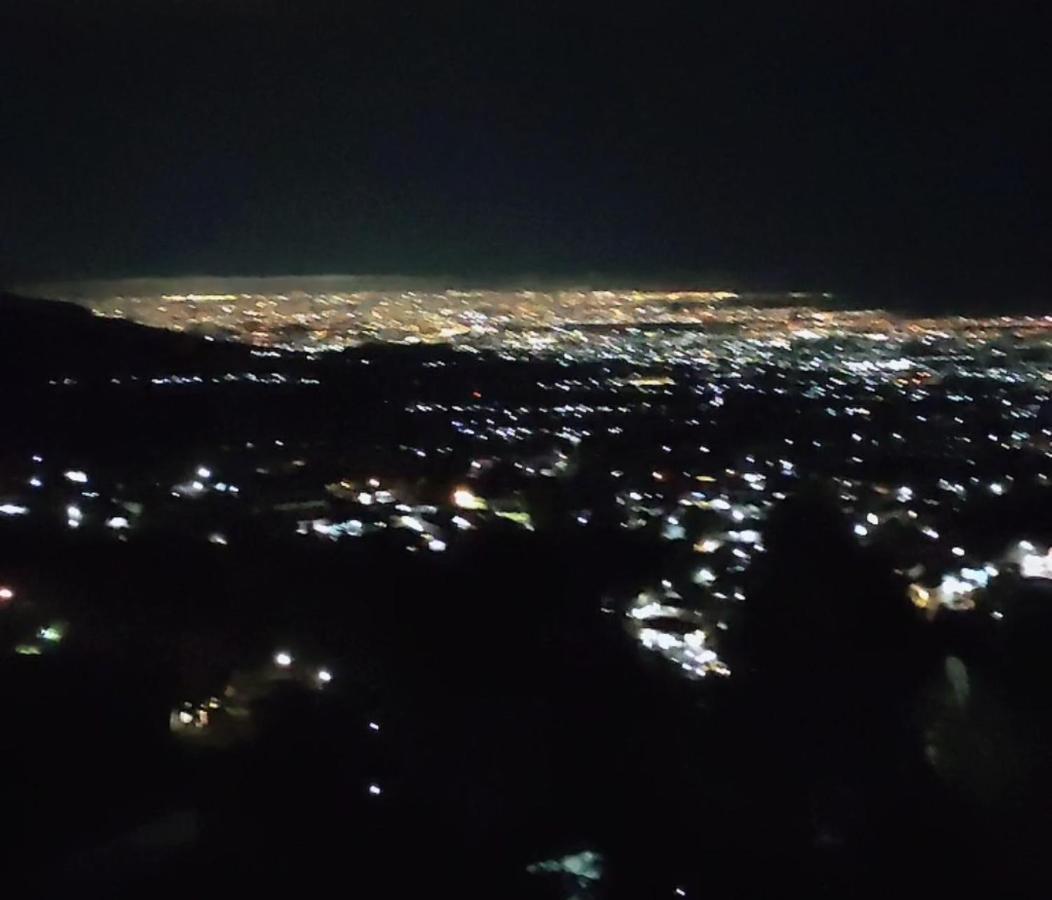 Villa Raung Indah Tretes Prigen Экстерьер фото